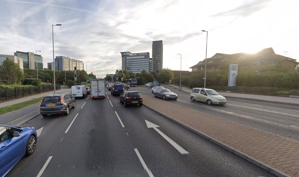 A swan caused a traffic jam on the A4 near Brentford Stadium, as drivers slowed to protect the bird, leading to a bizarre scene captured on video.