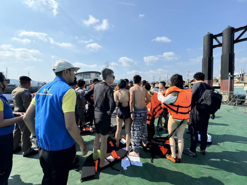 A tourist catamaran sank off Phuket, Thailand, with 38 onboard rescued thanks to life vests. Learn how quick action and safety measures saved lives in this dramatic incident.