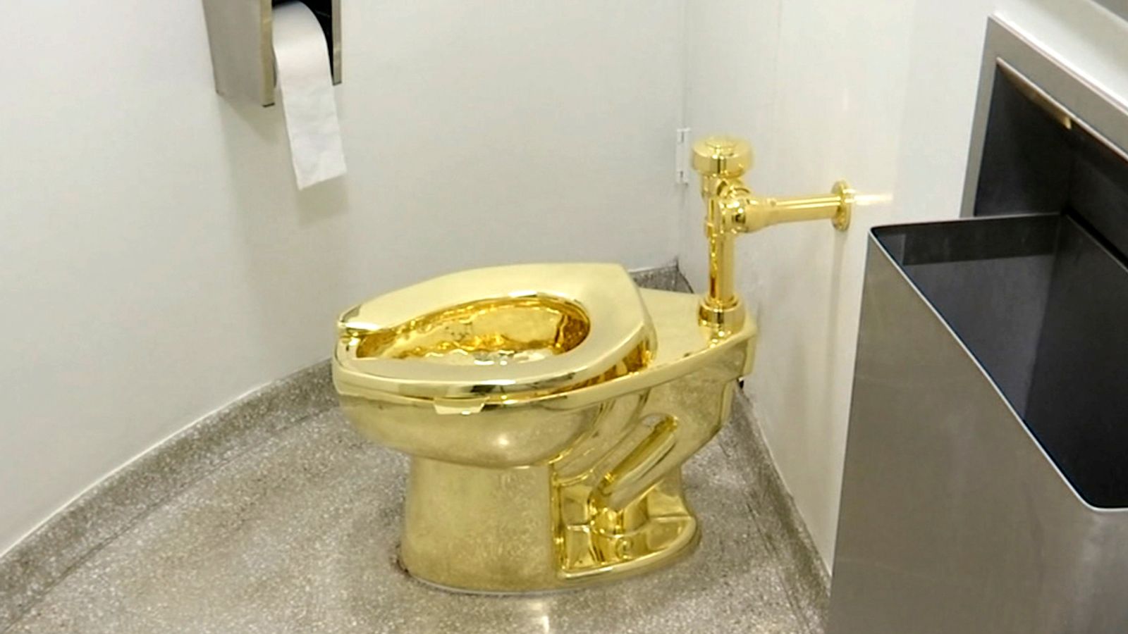 1740773200 skynews gold toilet 6838734