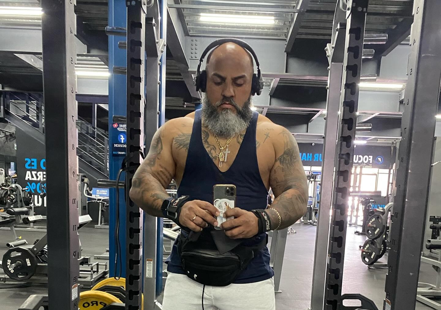 Bodybuilder and influencer Adalberto Peña was mysteriously shot dead on his morning walk in Culiacán. His murder adds to a string of influencer killings in Sinaloa.