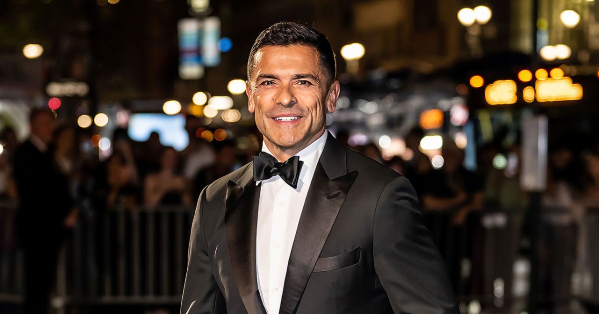 Feature Why Mark Consuelos Uses His Kids Bathrooms After They Moved Out