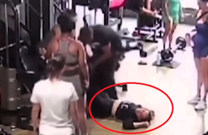 A woman collapsed and died suddenly while using a gym machine in Brazil. Shocking footage captures the tragic moment. Here’s what happened before she passed.