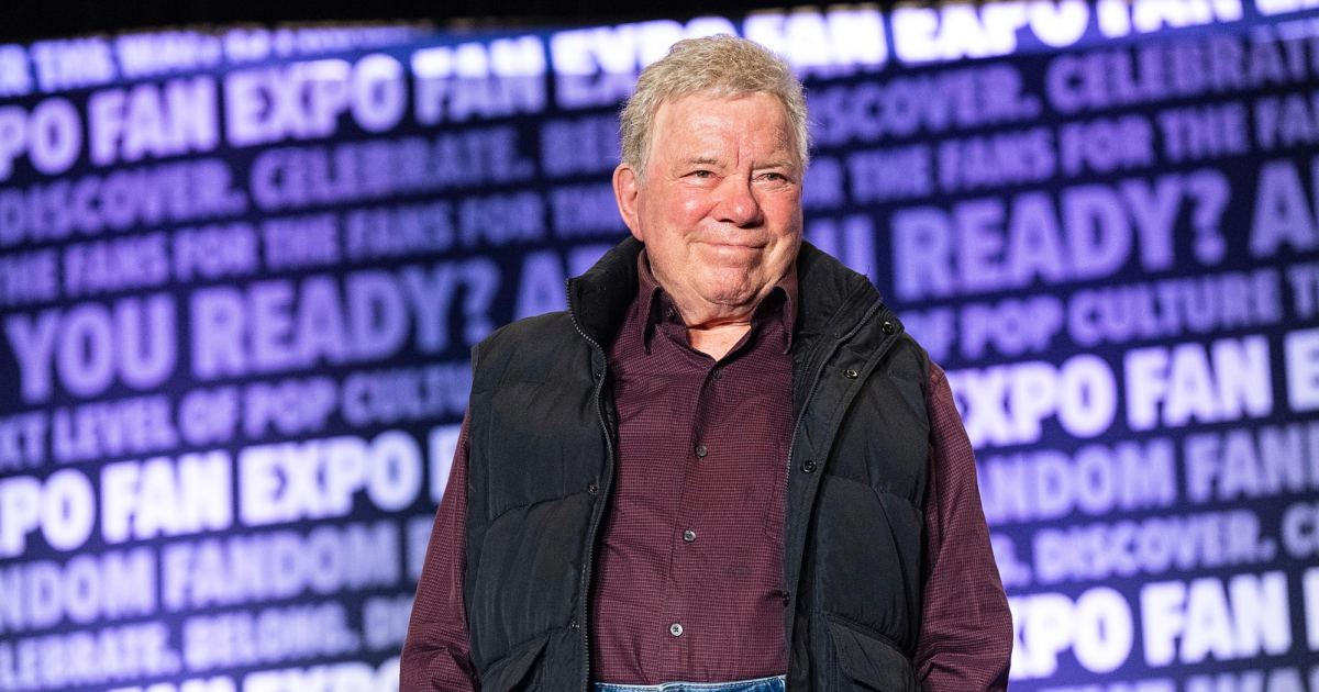 William Shatner Proves He s Just Like Us With His Tendency to Stay Up Late Watching TV 344