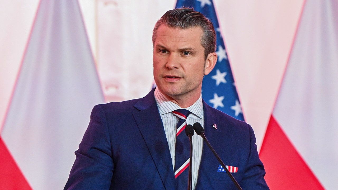 pete hegseth 21425