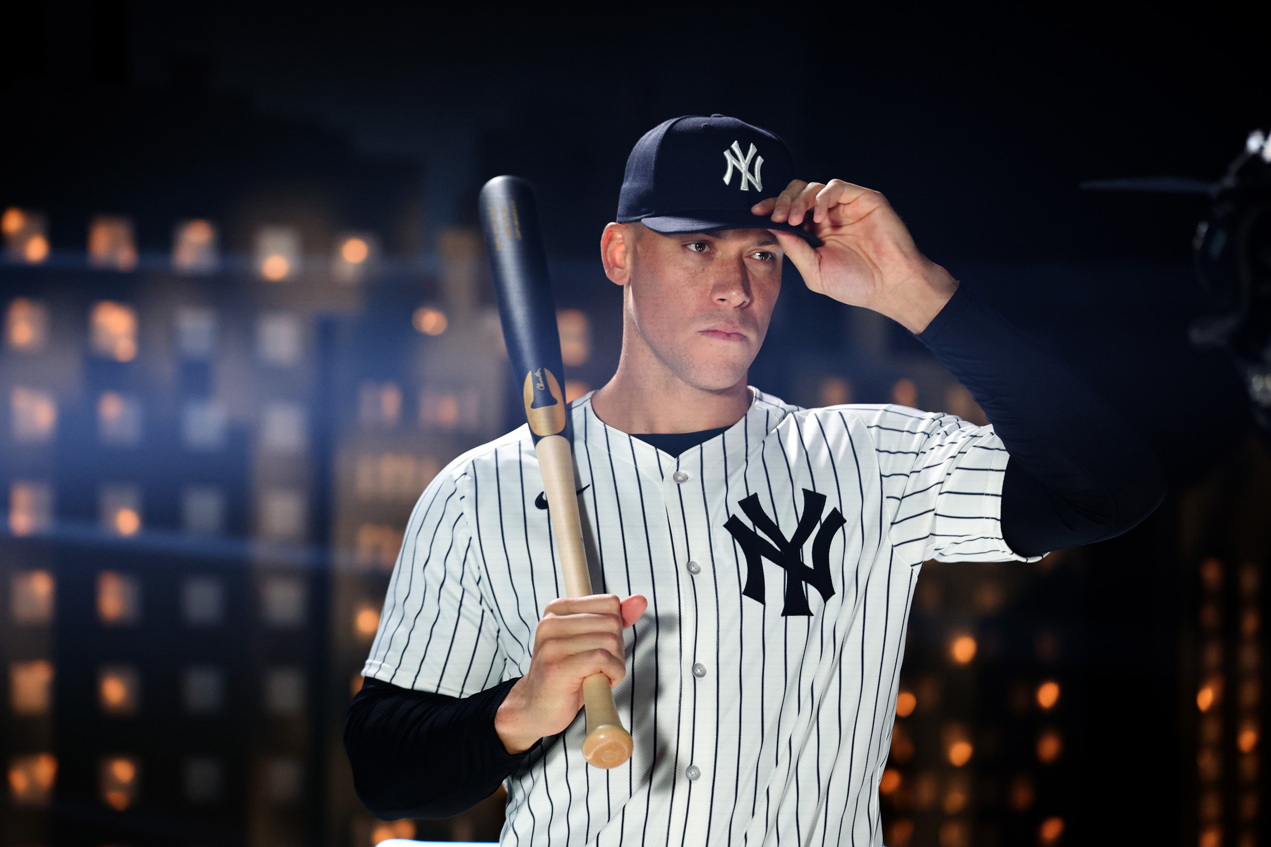 yankees captain aaron judge photo day