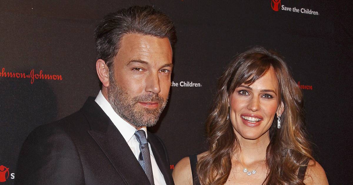 Ben Affleck Is Not Interested in Rekindling Romance With Ex Wife Jennifer Garner 01 2025