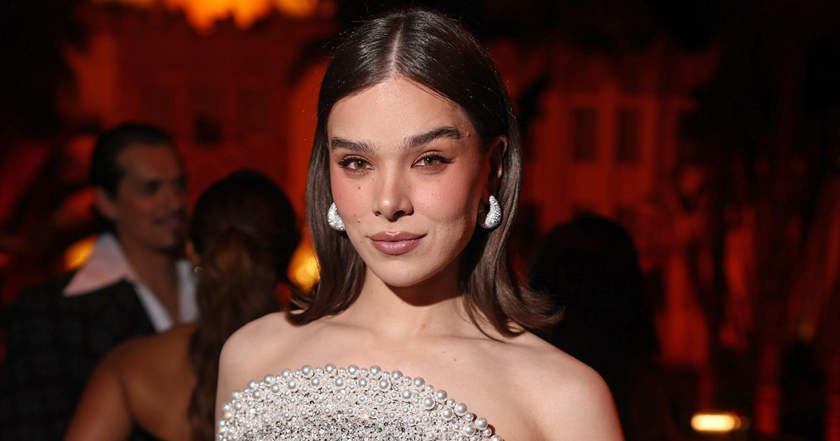 Hailee Steinfeld Sparkles During Solo Outing at 2025 Vanity Fair Oscars Party 1