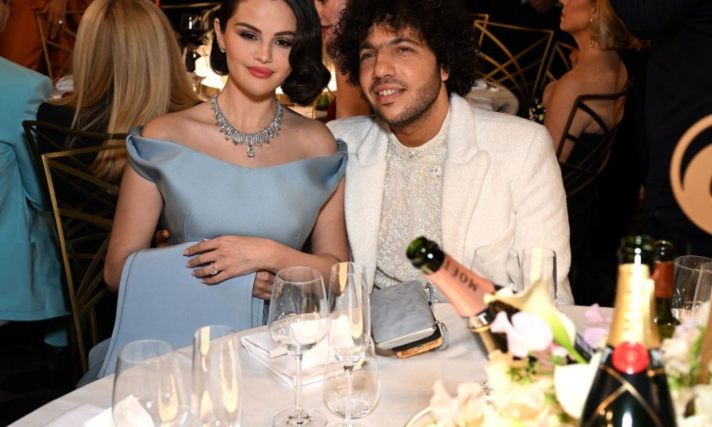 Selena Gomez Attends the 2025 SAG Awards Without Fiance Benny Blanco 2